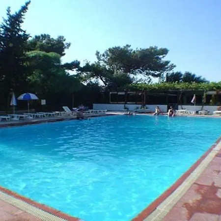 Benelux Hotel Kremasti (Rhodes)