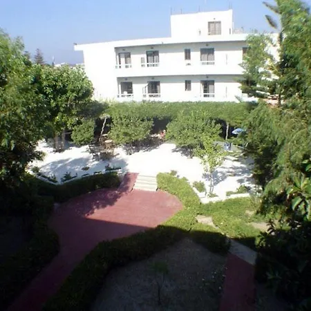 Benelux Hotel 2*
