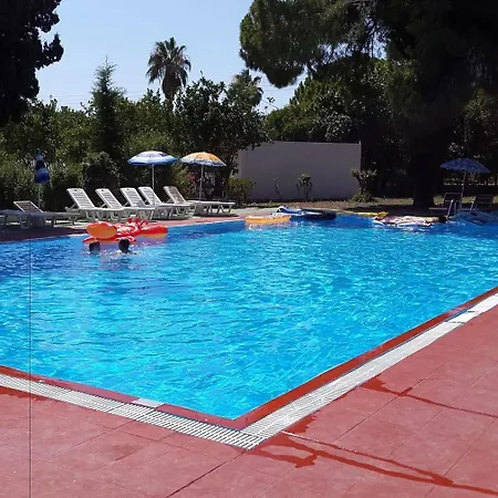 Hotel Benelux Kremasti (Rhodes)