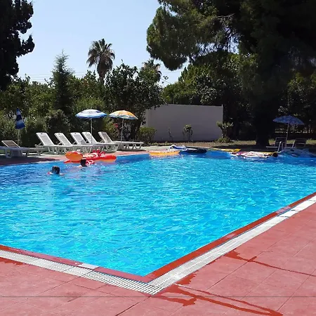 Benelux Hotel Kremasti (Rhodes)